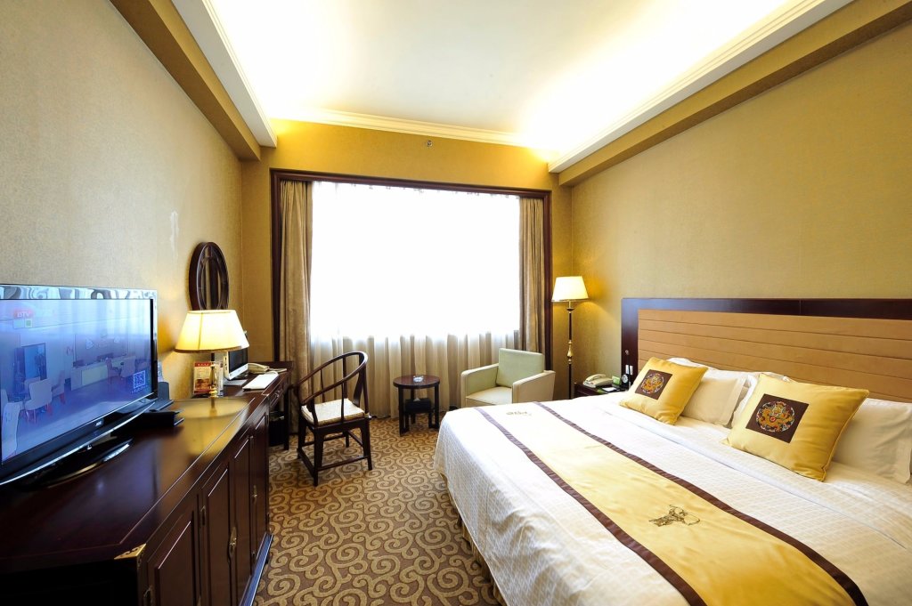 Пекин: Qian Men Jian Guo Hotel