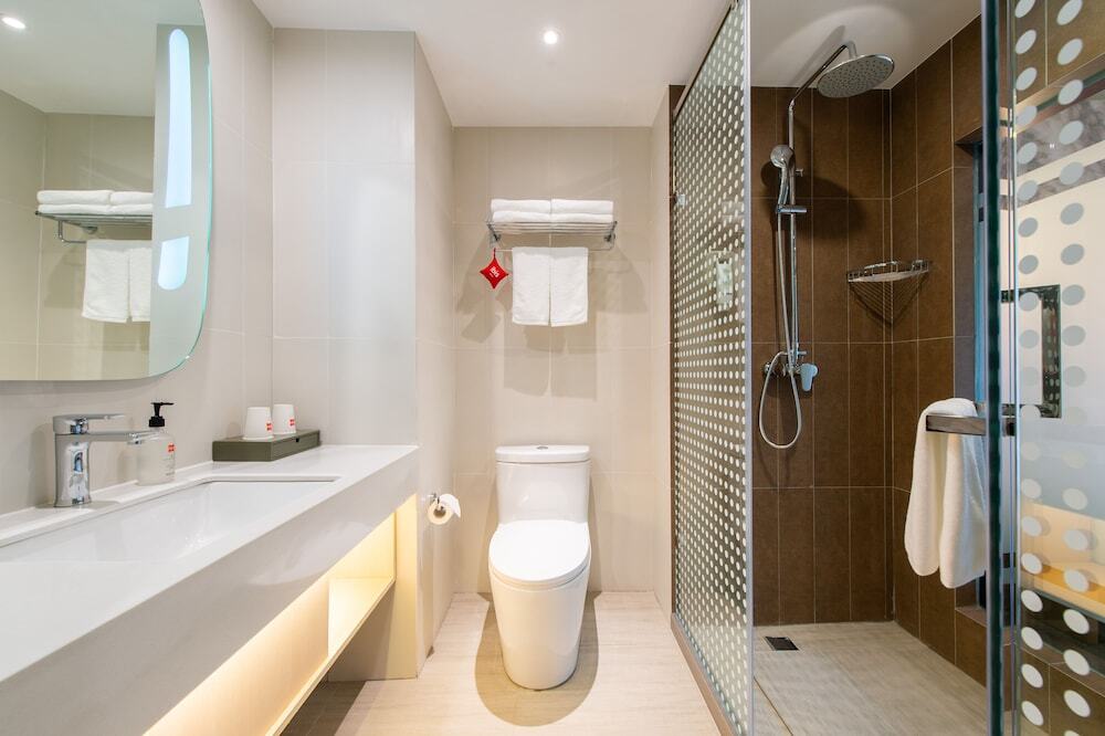 Далянь: Ibis Hotel