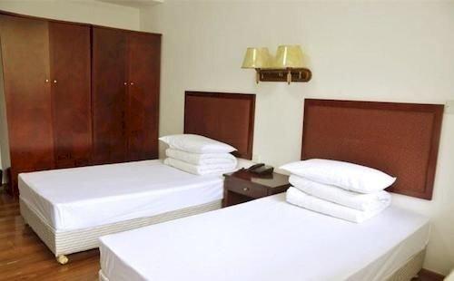 Шэньчжэнь: Shenzhen Nuclear Hostel