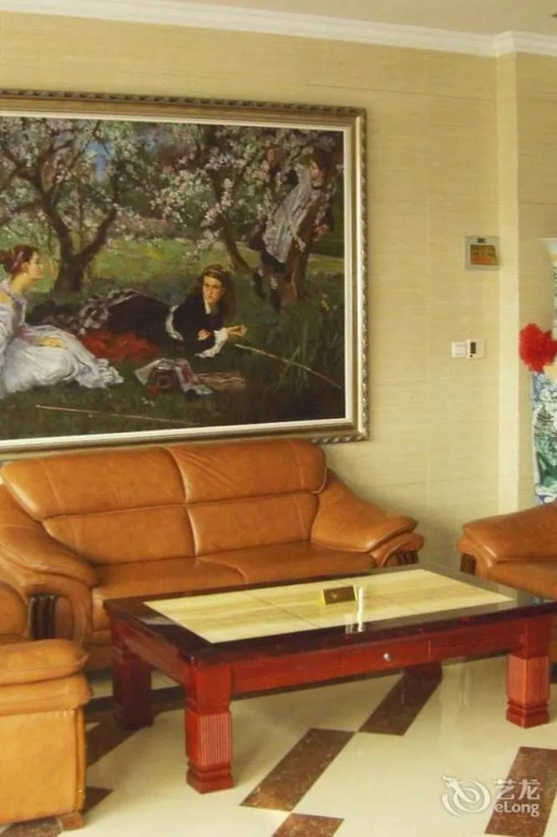 Циндао: Qingdao Tianwei Huaqing Hotel