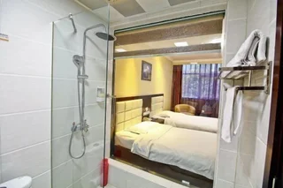 Баоцзи: Super 8 Hotel Baoji Railway Station