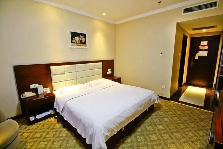 Баоцзи: Super 8 Hotel Baoji Railway Station