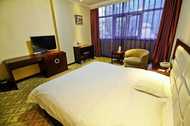 Баоцзи: Super 8 Hotel Baoji Railway Station