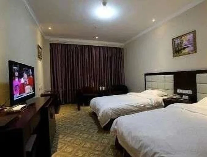 Баоцзи: Super 8 Hotel Baoji Railway Station