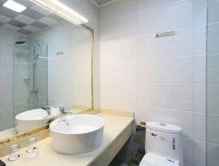 Баоцзи: Super 8 Hotel Baoji Railway Station