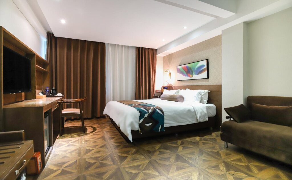 Гуанчжоу: JJ Coffee Theme Hotel Guangzhou Exhibition Center