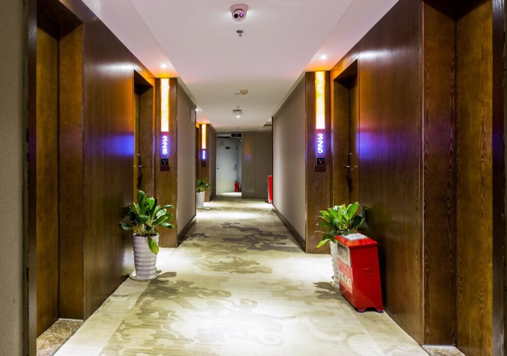 Гуанчжоу: JJ Coffee Theme Hotel Guangzhou Exhibition Center