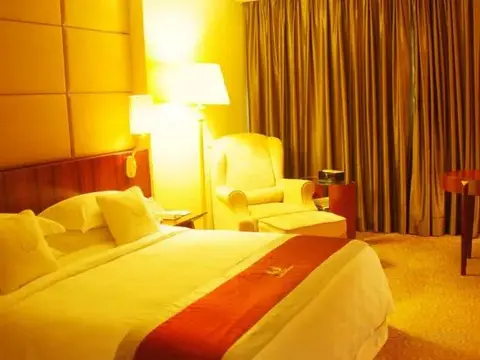 Шаогуань: Hotel De Royce