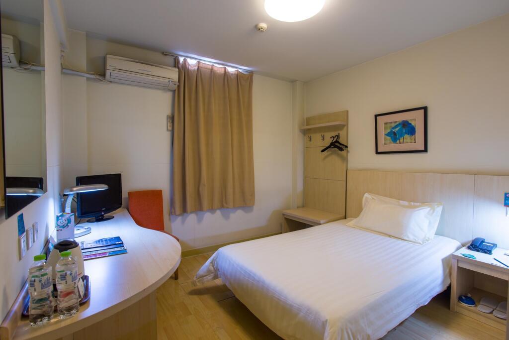 Пекин: Magnotel Hotel Beijing West Railway Station