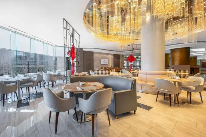 Шанхай: Ramada Plaza Pudong