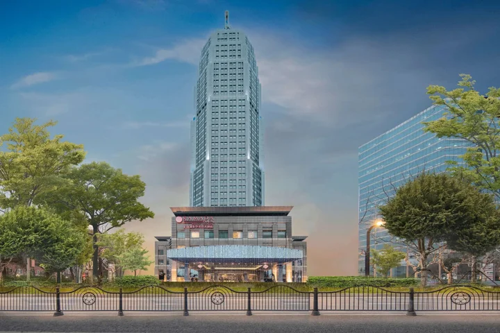 Шанхай: Ramada Plaza Pudong