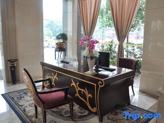 Чэнду: Chengdu Railway Hotel