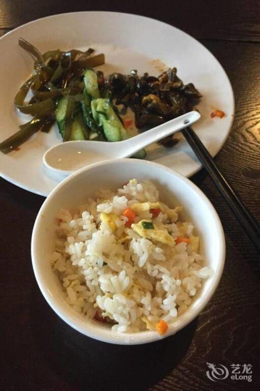 Чанчжоу: Changzhou Elan Hote