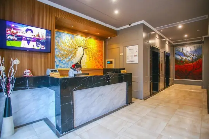 Чанчжоу: Changzhou Elan Hote