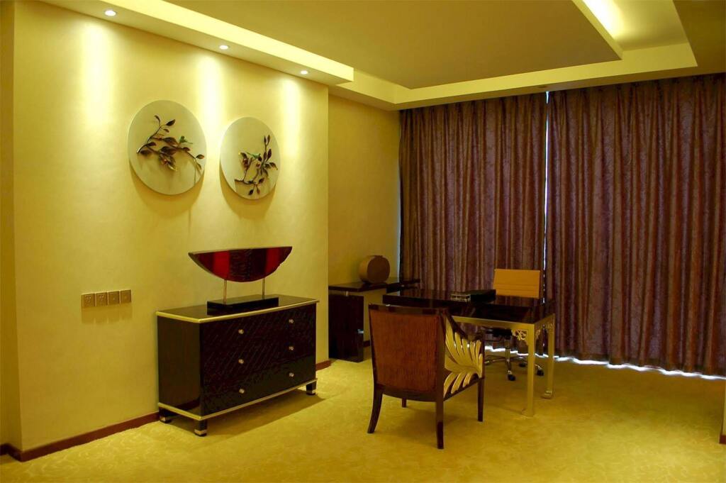 Ичан: Yichang Guobin Bandao Hotel