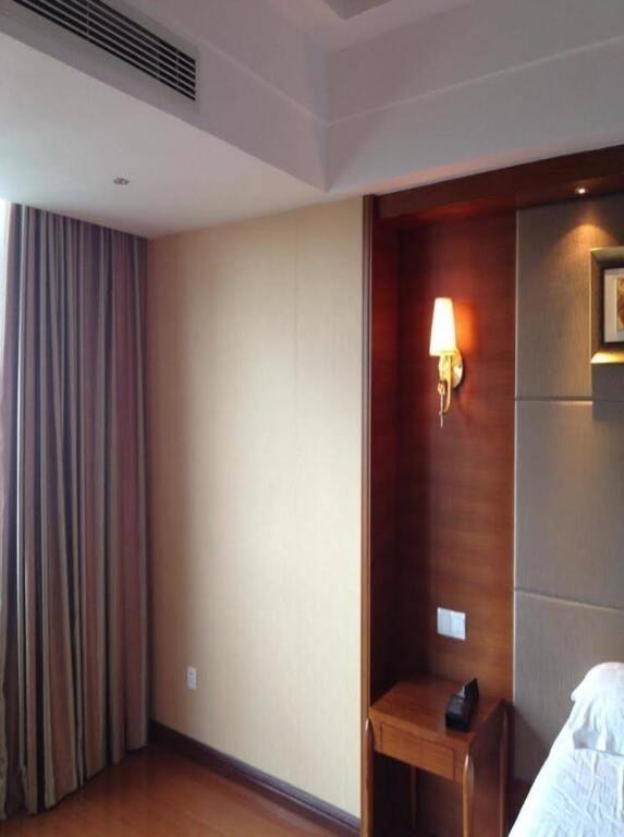 Цюнхай: Wenhua Herton Hotel