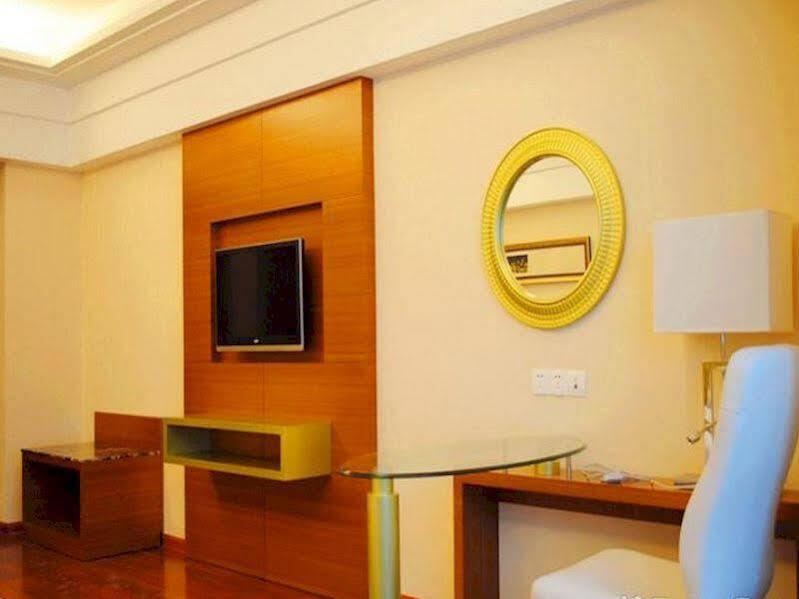 Цюнхай: Wenhua Herton Hotel