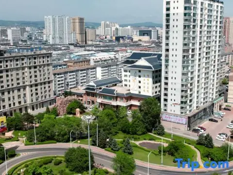Яньцзи: Yanji Changbaisong Hotel