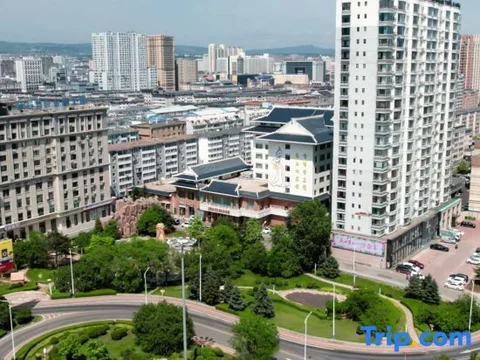 Яньцзи: Yanji Changbaisong Hotel