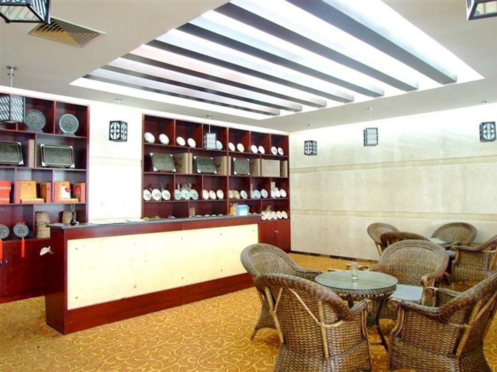 Куньмин: Kunming Jinggu Hotel