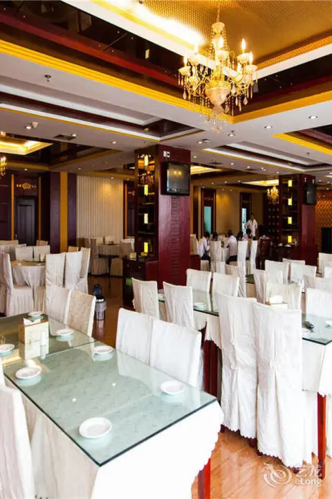 Куньмин: Kunming Jinggu Hotel