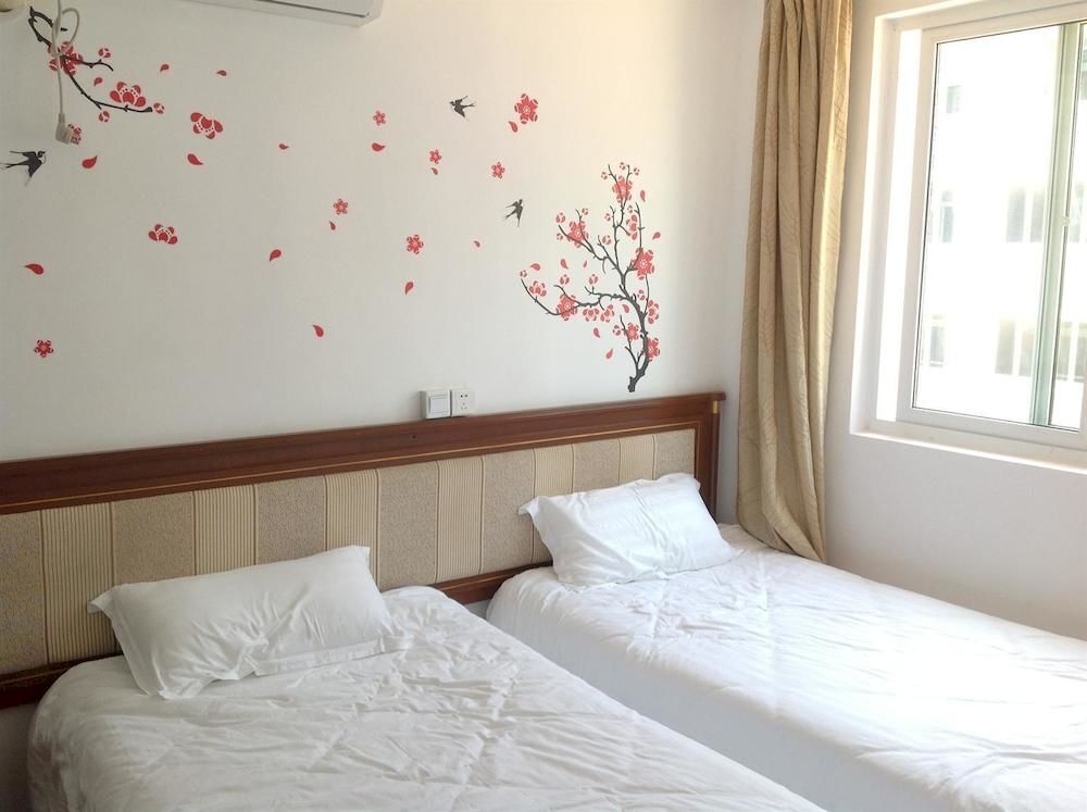 Чжоушань: Putuo Mountain Zitaomingyue Inn