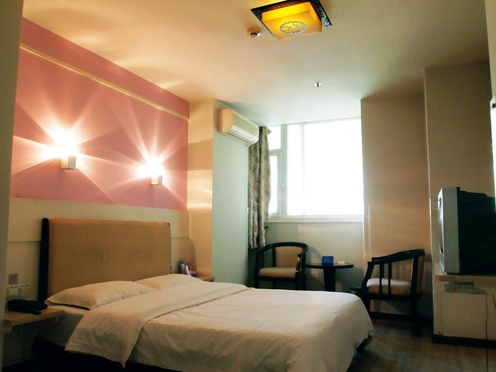 carousel image 0