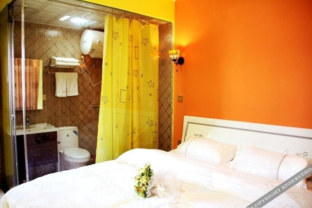 Сямынь: Xiamen Haixi Haibian Holiday Inn