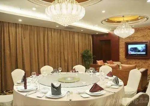 Яньань: Long Fei Sheng Shi International Hotel