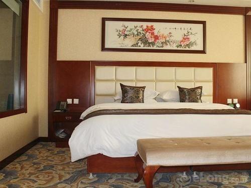 Яньань: Long Fei Sheng Shi International Hotel