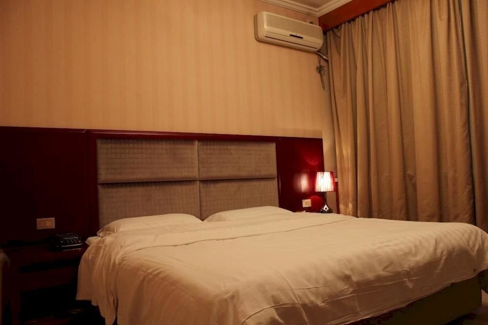 Харбин: Dongfang Hotel