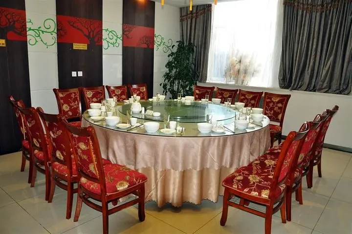 Харбин: Dongfang Hotel