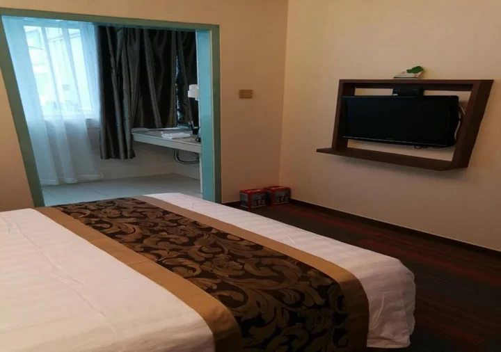 Шэньчжэнь: My Pleasant Hotel