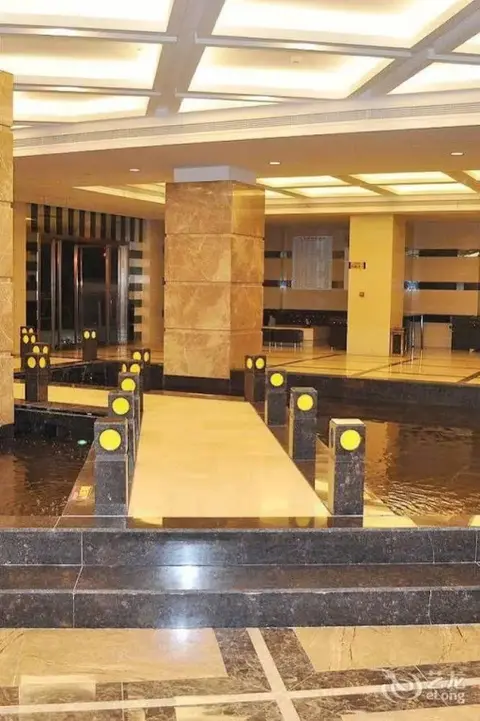 Циндао: Aizunke Chain Hotel