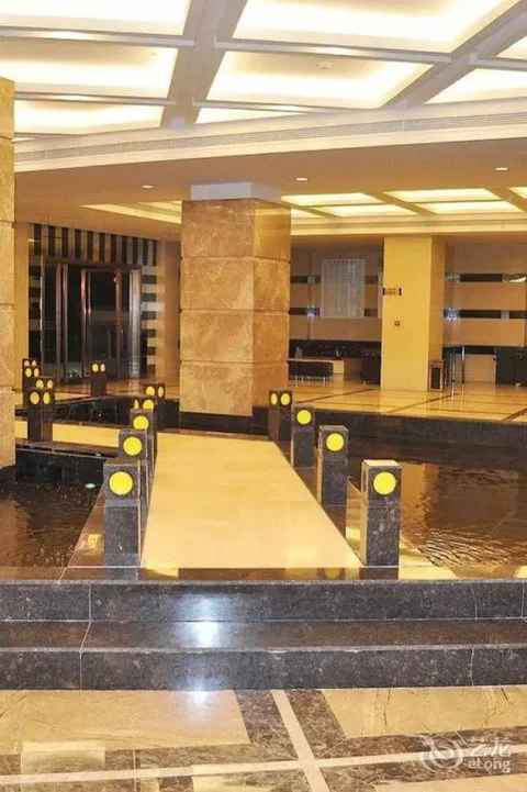 Циндао: Aizunke Chain Hotel