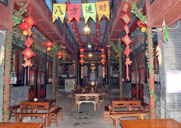 Цзиньчжун: Pingyao Houtaixin Hostel