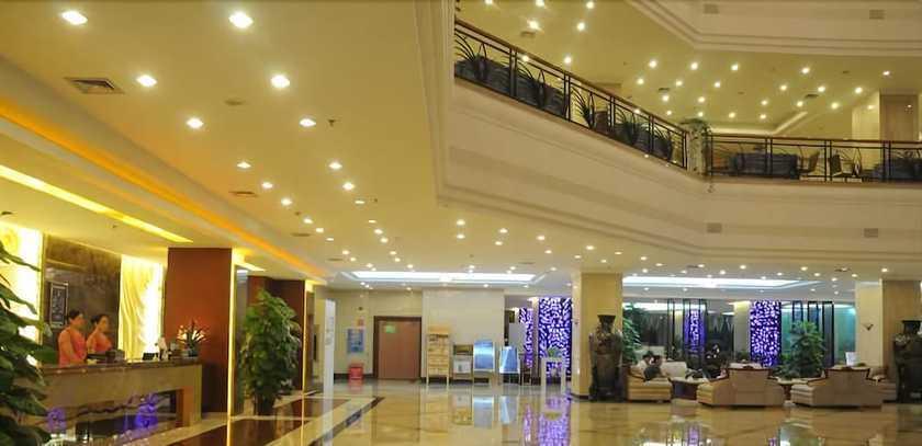 Цзинхун: Sightseeing Xishuangbanna Hotel
