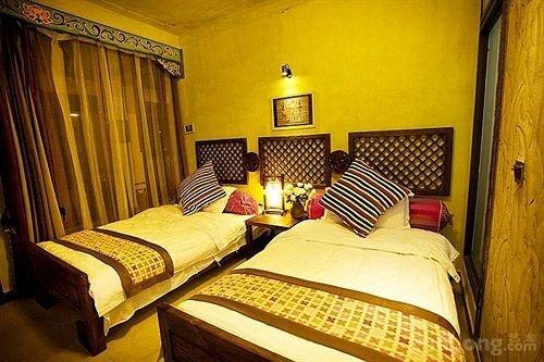Дали: Dali Fengqing Hai'an Hotel