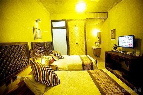 Дали: Dali Fengqing Hai'an Hotel
