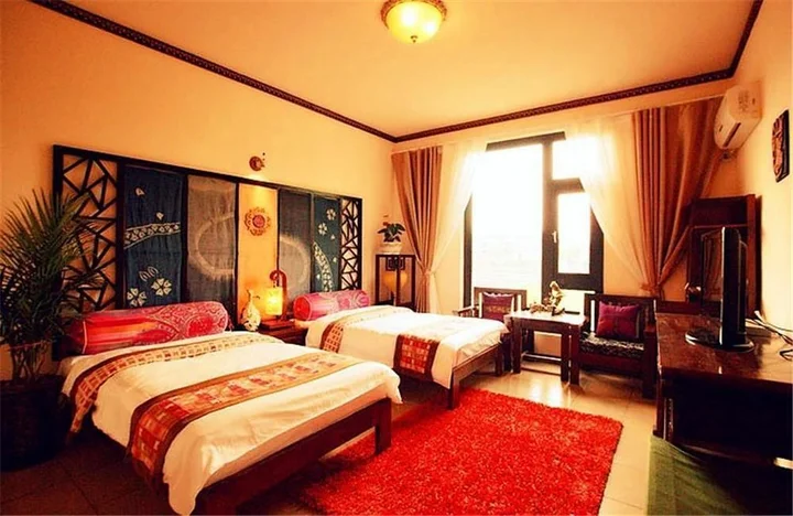 Дали: Dali Fengqing Hai'an Hotel