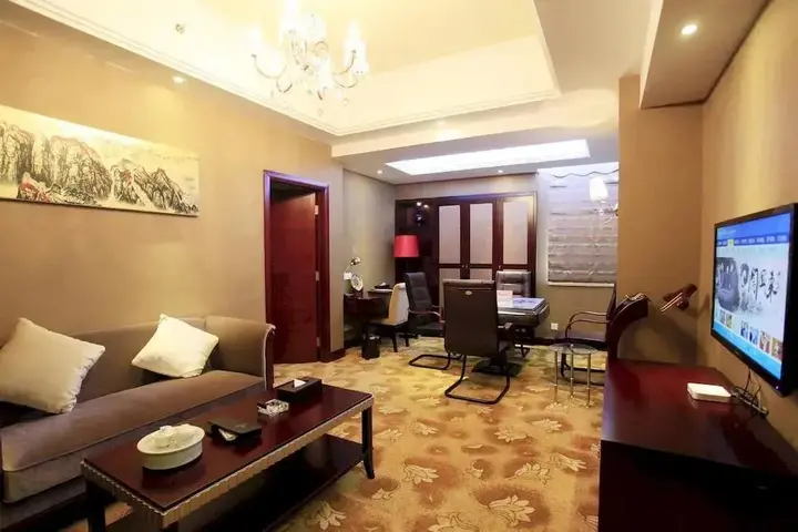 Синьсян: Yuanrun Boutique Hotel