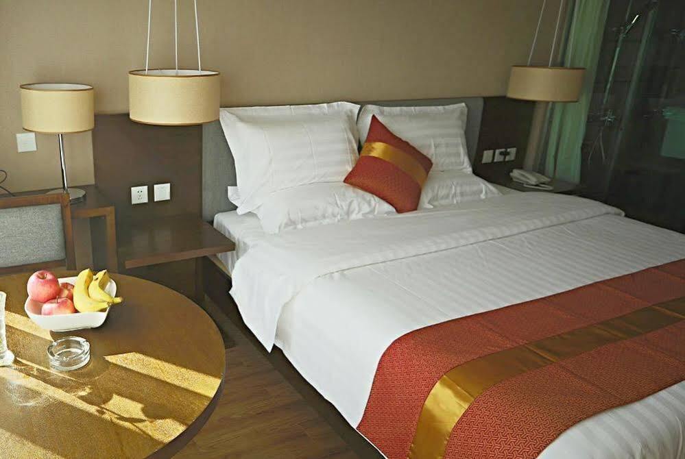 CHAMPAGNE UnionGold Hotel Service Mansions — фото 3