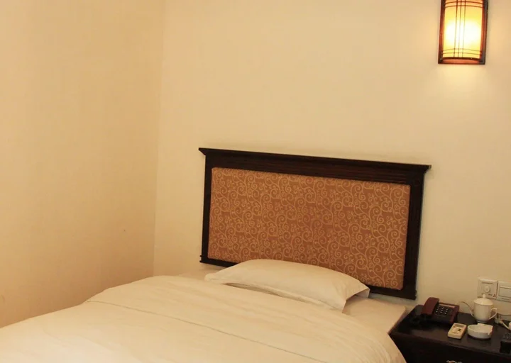 Цзиньюань: Guangdong 1st Hill Hotsrping Resort