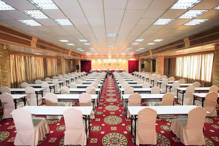 Overseas Chinese Hotel — фото 4