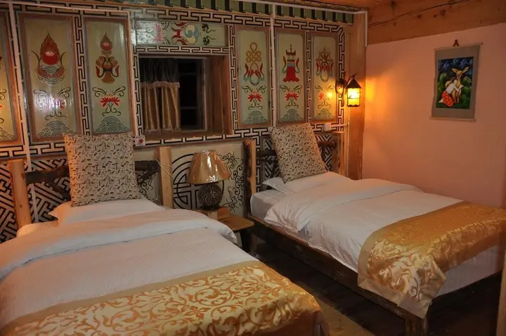 Шангри-Ла: Shangri-La Skyside Inn
