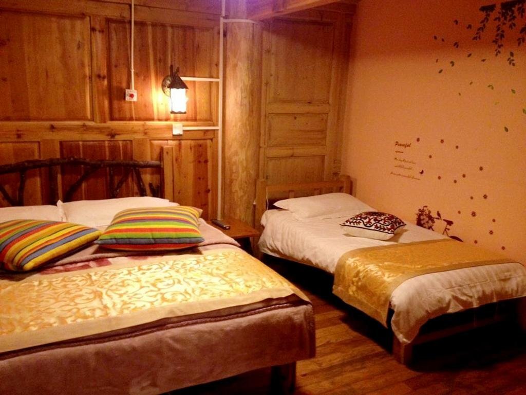 Шангри-Ла: Shangri-La Skyside Inn
