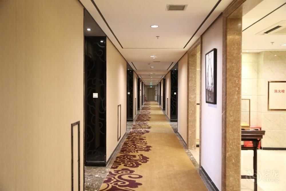 Чжаоцин: Meijianda Hotel