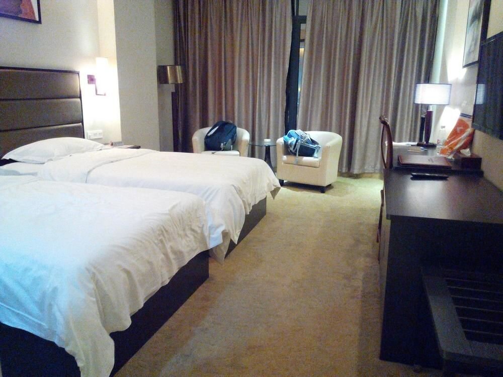 Чжаоцин: Meijianda Hotel
