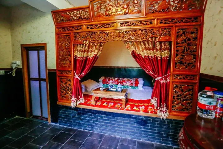 Цзиньчжун: Baichanghong Inn