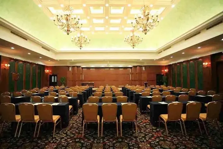 Тяньцзинь: Century Tehall Hotel